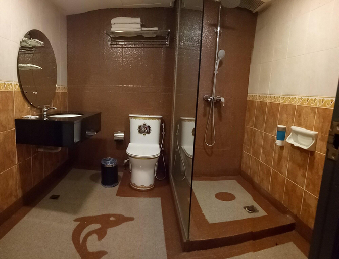 Bathroom 4, GOLDEN NASMIR HOTEL, Central Seberang Perai