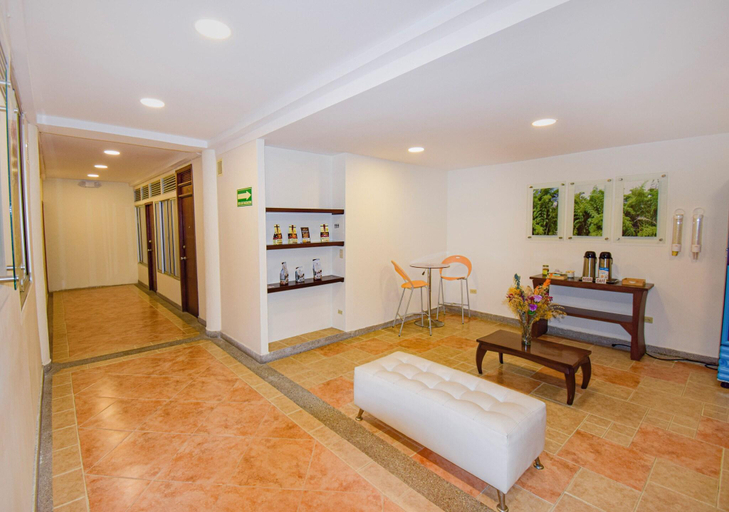 Others 5, Hotel Monarca Armenia, Armenia