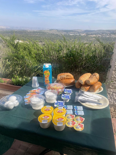 Food & Drinks, Country Lodging Shoresh