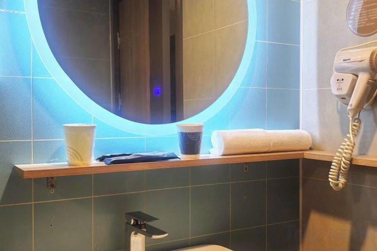 Bathroom 1, Homeinn · neo (Chengdu Chunxi Road Taikoo Li Store), Chengdu