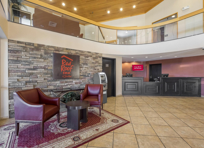 Public Area 2, Red Roof Inn & Suites Cincinnati North-Mason, Cincinnati