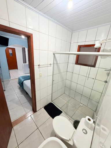 Bathroom 5, Ilha Grande Trip Economic, Angra dos Reis
