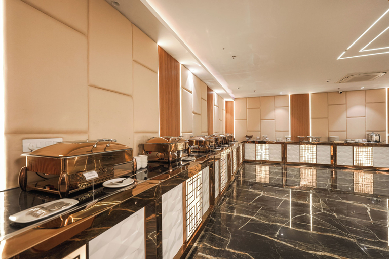 Food & Drinks 5, The Altruist Gurugram Hotel, Gurgaon