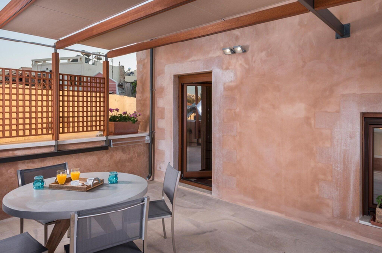 Others 5, Neoria Houses, Crete