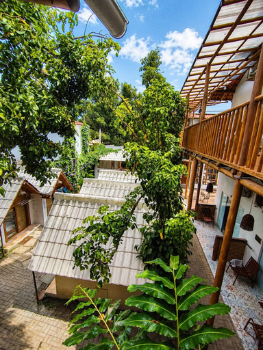 Property grounds 2, Glamping Med, Porto Seguro