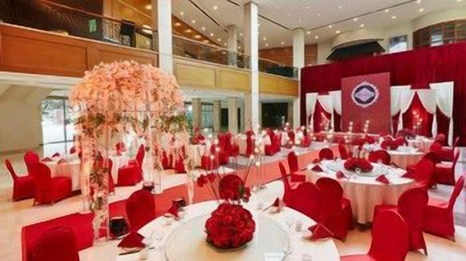 Food & Drinks 3, Holiday Inn WUHAN RIVERSIDE by IHG, Wuhan