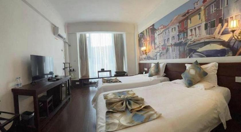 Bedroom 3, Sea Rainbow Hotel, Sanya