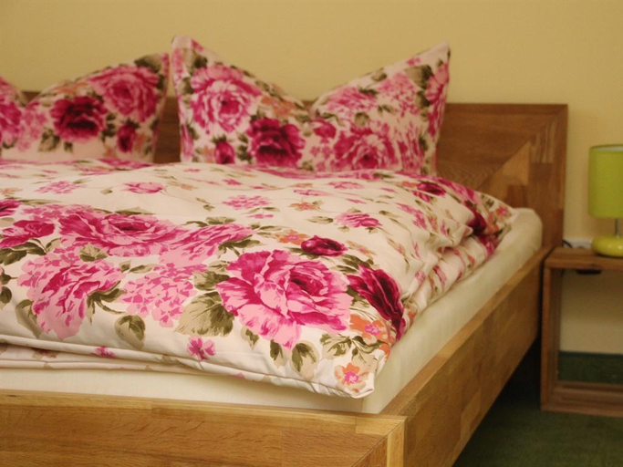 Bedroom 3, Hotel & Gasthaus Forelle, Harz