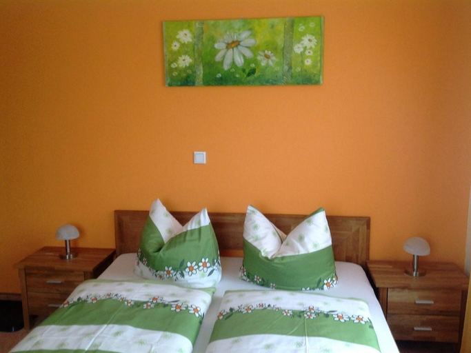 Bedroom 2, Hotel & Gasthaus Forelle, Harz
