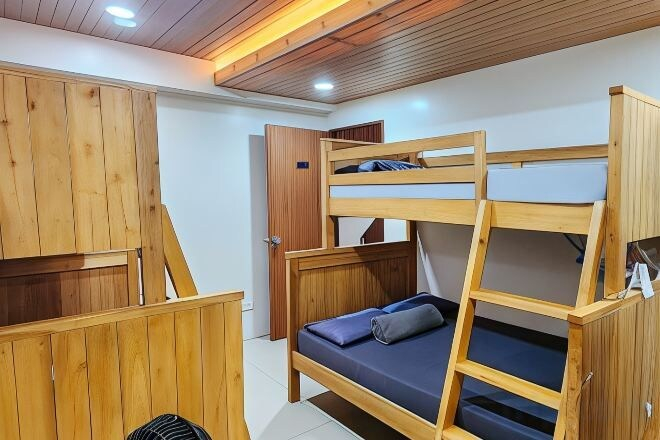 Bedroom 2, RedDoorz near Baguio Night Market, Baguio City