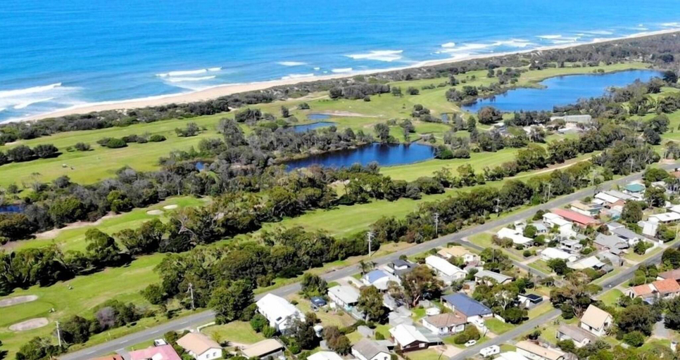 Others 4, Ocean Bridge Lakes Entrance, E. Gippsland - Bairnsdale