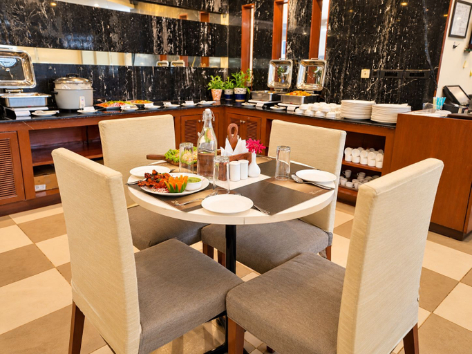 Food & Drinks 5, The Altruist Hitech Hotel, Hyderabad