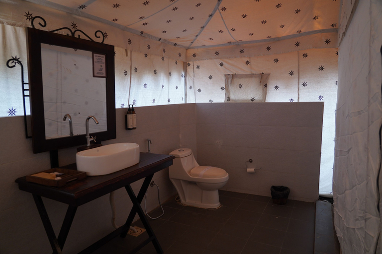 Bathroom 5, Evoke Dholavira, Kachchh