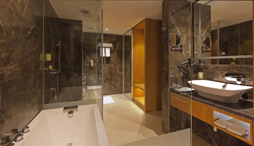 Bathroom 5, Country Inn Premier Amritsar, Amritsar
