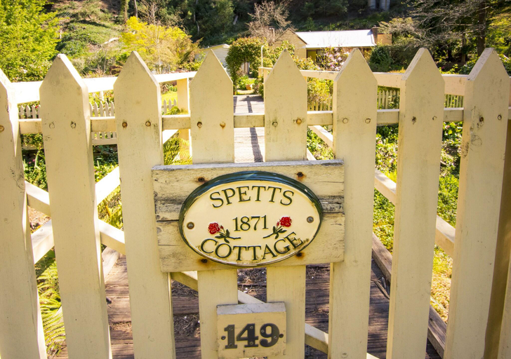 Others 4, Spetts Cottage, Baw Baw - Pt B East
