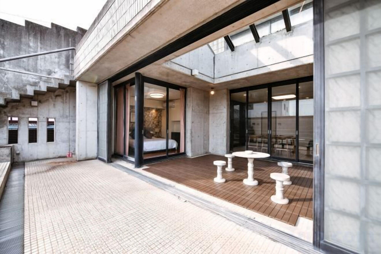 Exterior & Views 2, BRUCE HOUSE, Izumisano