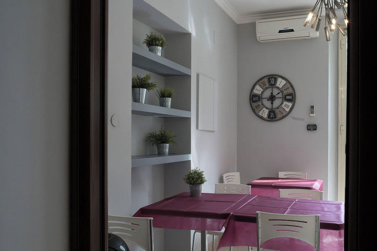 Others 5, Villa Borghese Guest House, Rome