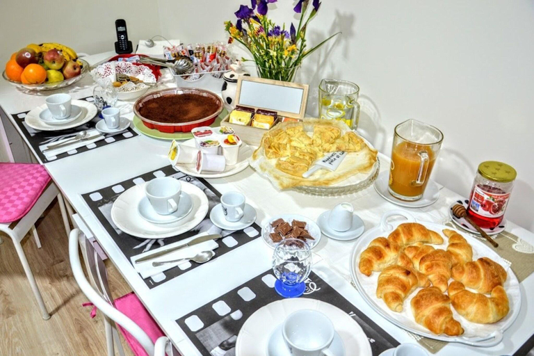 Food & Drinks 5, Tourist House B&B, Rome