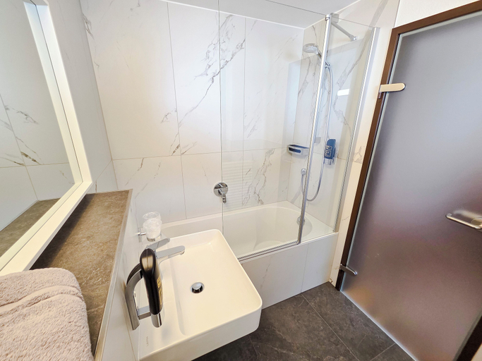 Bathroom 3, Hotel Birkenhof, Imst