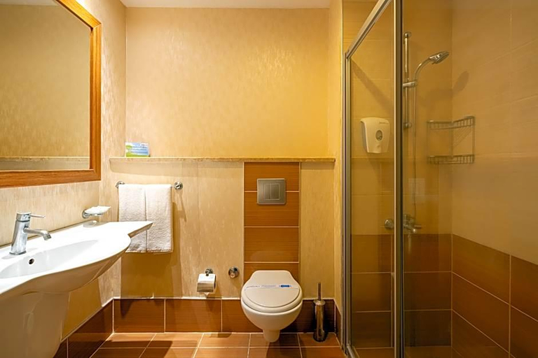 Bathroom 5, Justiniano Club Alanya, Manavgat