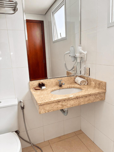 Bathroom 5, Amazon Plaza Hotel, Cuiaba