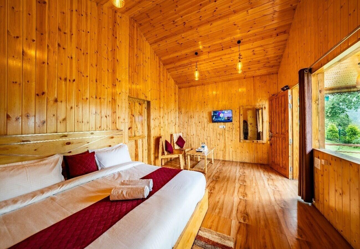Bedroom 3, Hilltop Cottage Pangot, Nainital
