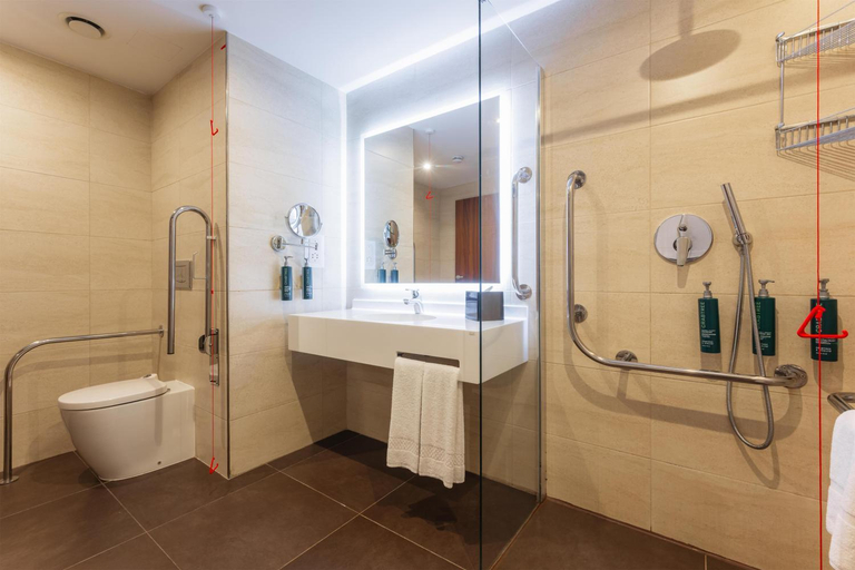 Bathroom 5, DoubleTree by Hilton Malta, Saint Paul's Bay