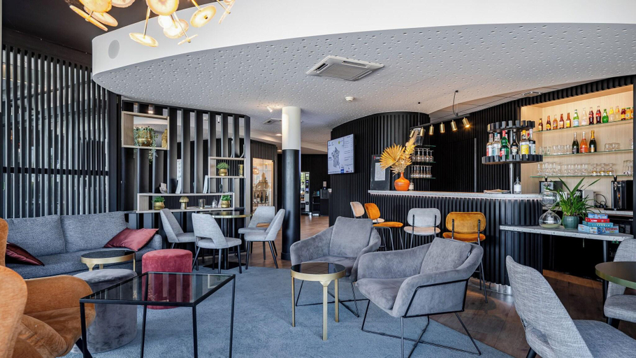 Public Area 2, Hotel Akena Troyes La Chapelle Saint Luc, Aube