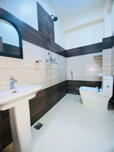 Bathroom 3, Namaste Guest House, Gandaki