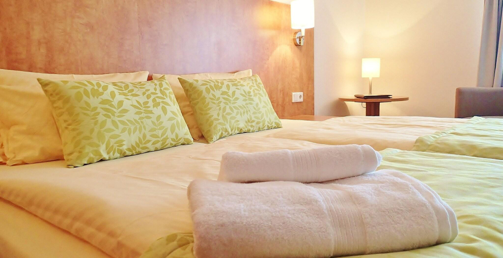 Bedroom 3, Hotel Mingarden, Düsseldorf