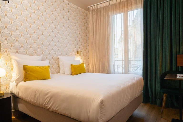Bedroom 4, Hotel Royal Fromentin, Paris