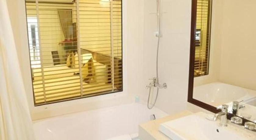Bathroom 4, Lenid Hotel Tho Nhuom, Hoàn Kiếm