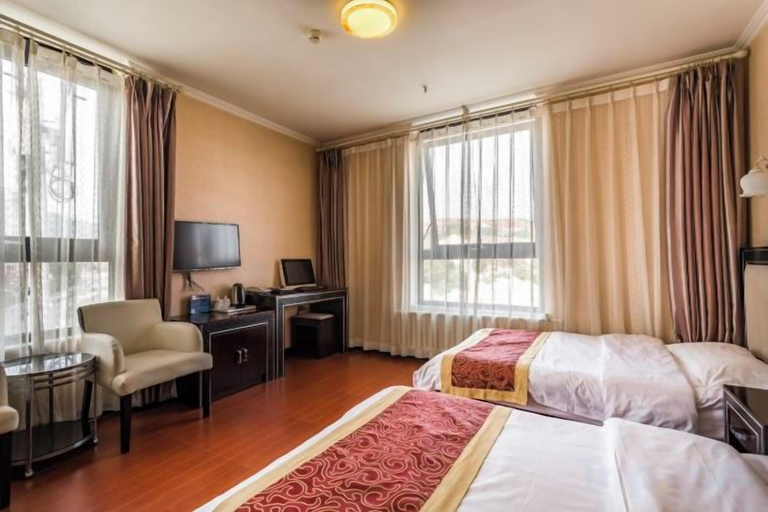 Bedroom, Kunbo Traders Hotel, Beijing