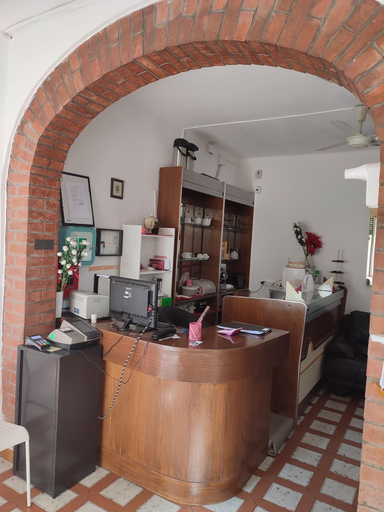Others 5, Hotel Italia, Reggio Nell'Emilia