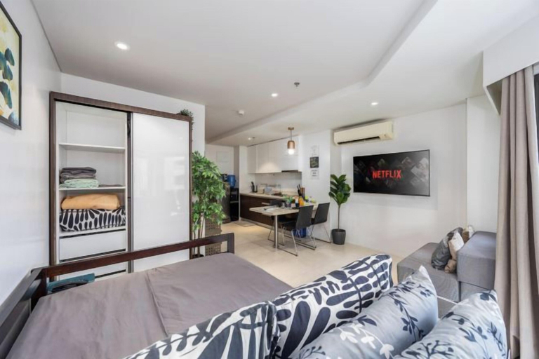 Bedroom 2, Studio for 5 at Tambuli Residences Garden View by Dominik Studio with Pool & Balcony in Mactan, Lapu-Lapu City