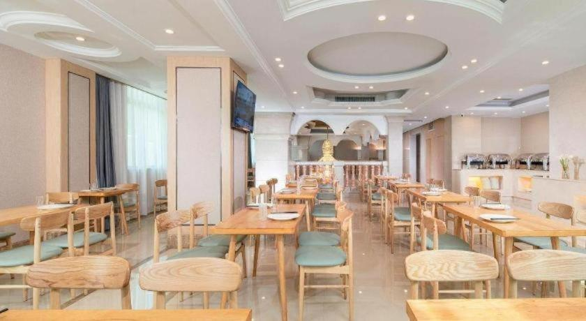 Food & Drinks 4, Vienna Hotel Dongguan Songshan Lake, Dongguan