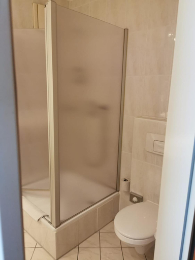 Bathroom 5, Hotel Kaiserhof, Oder-Spree