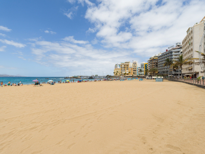 Others 2, Apartment by Playa de Las Canteras Beach, Las Palmas
