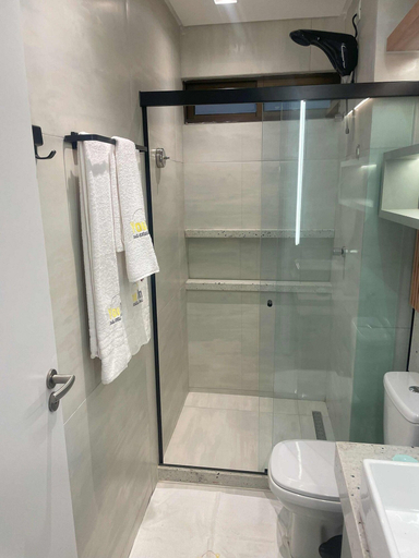 Bathroom 4, Porto Atlantis, Ipojuca