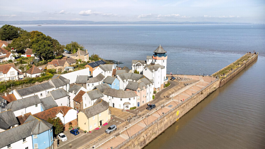Exterior 4, Seaview 2-bed With Private Parking, Portishead, North Somerset
