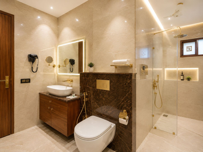 Bathroom 4, Hotel Le Premier, Delhi