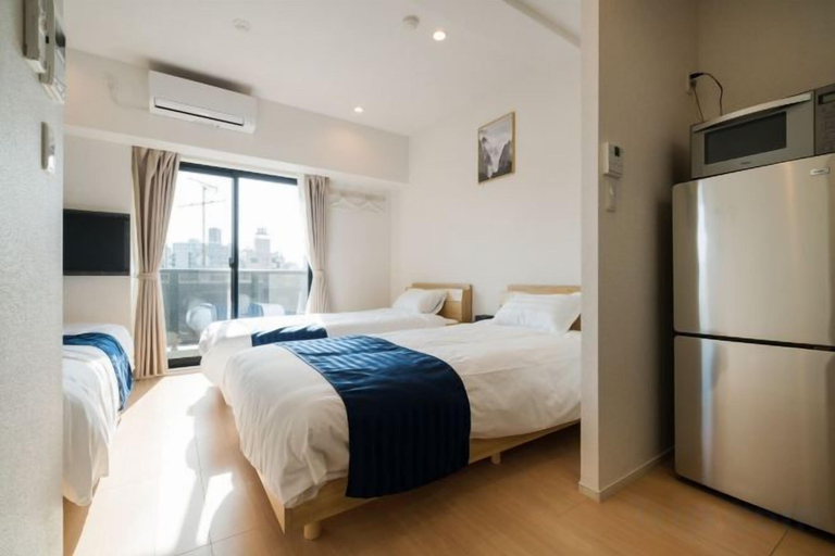 Bedroom 3, Hotel Emir, Taitō