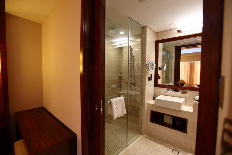 Bathroom 4, Inner Mongolia Hotel Forbidden City, Beijing