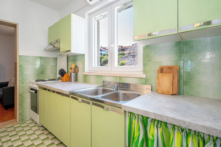 Private kitchen 4, Apartments Sova, Postira
