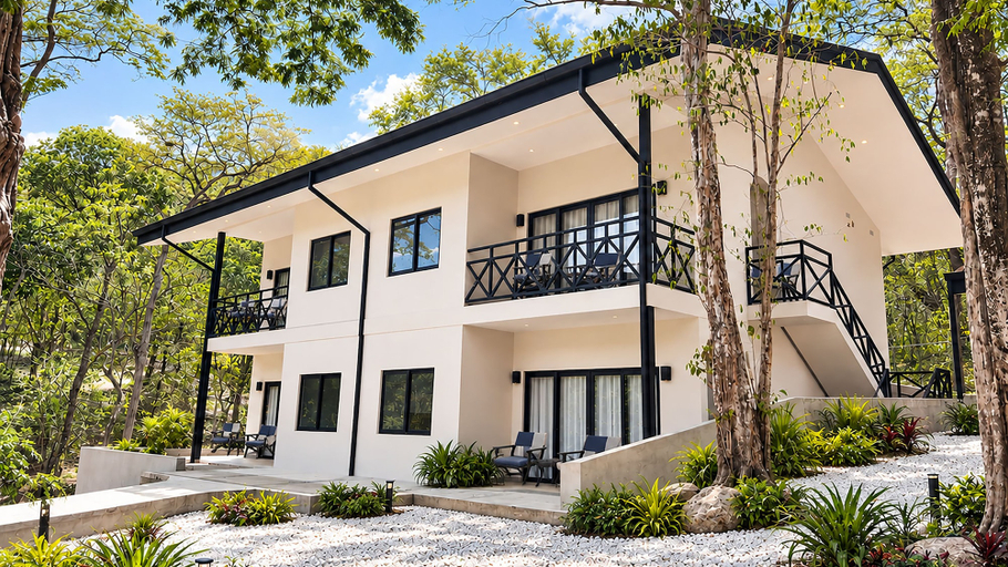 Exterior & Views 2, Reunion Wellness Resort & Retreats, Santa Cruz