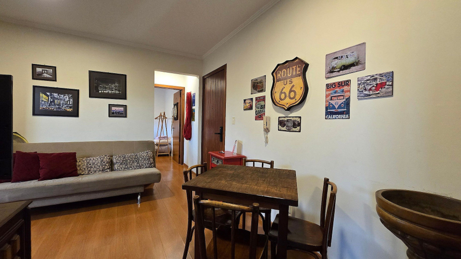 Interior 5, Estadia Tri Ótima Localização e Garagem, Porto Alegre