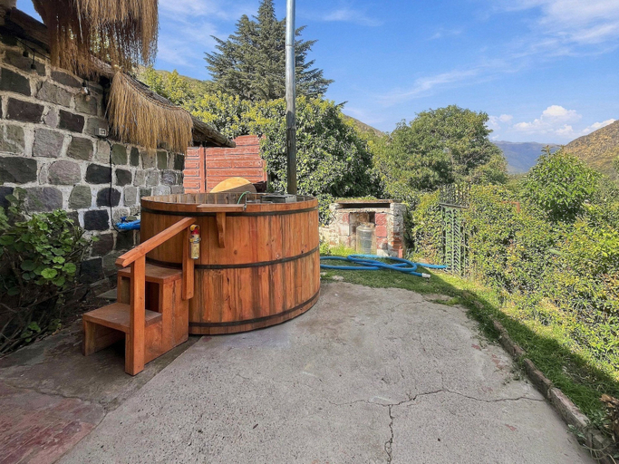 Outdoor spa tub, Oceana Suites San Jose de Maipo, Cordillera
