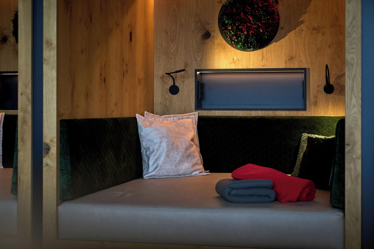 Bedroom 4, Landromantik Oswald, Regen