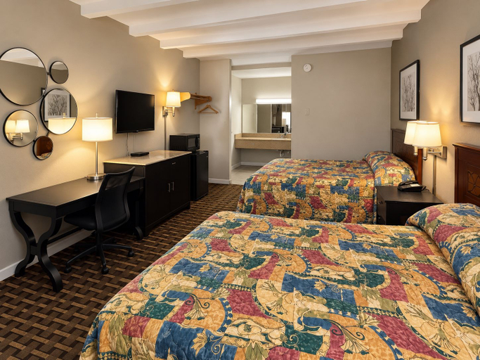 Bedroom 2, expressway inn, Davidson