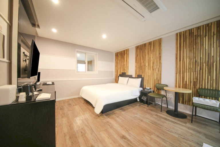 Bedroom 3, Jinju Sheja Hotel Jinjuseong Branch - SHEJA, Jinju